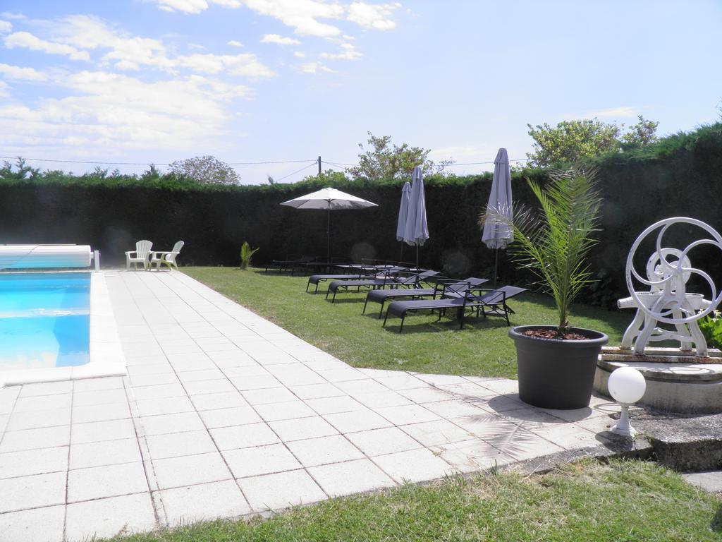 Chambres D'Hotes La Vigneronne Senouillac Экстерьер фото